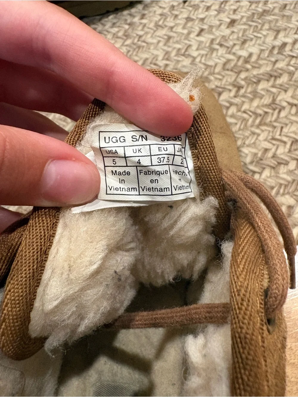 UGG Kids Chestnut Suede Shearling Lined Ankle Boots kids neumel